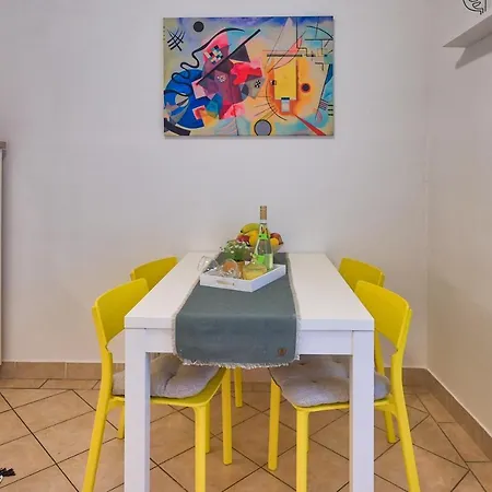 Arena Apartment- Free Parking Apartment Pula