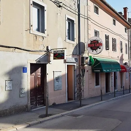 Arena Apartment- Free Parking Pula