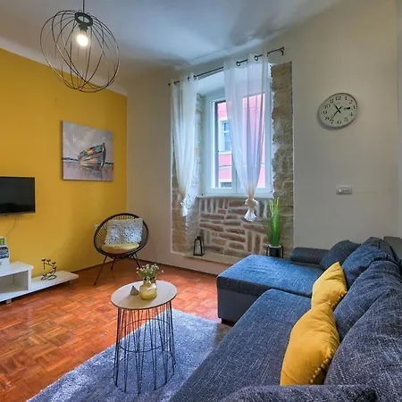 Arena Apartment- Free Parking * Pula