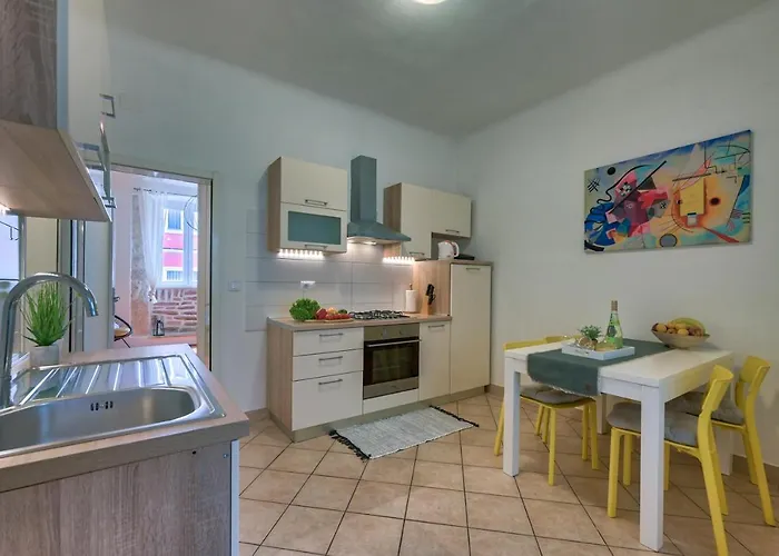 Arena Apartment