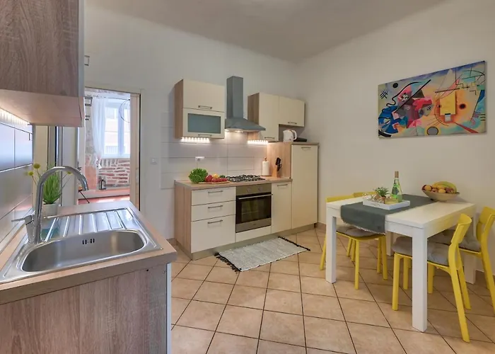 Arena Apartment Pula