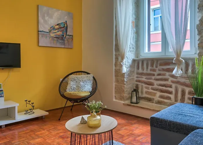 Apartment Arena *