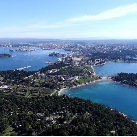 Arena Διαμέρισμα *