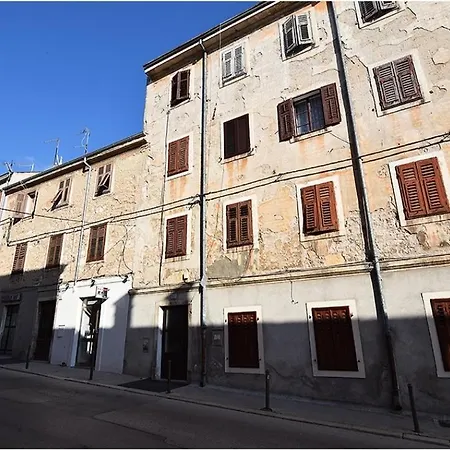 Arena Διαμέρισμα