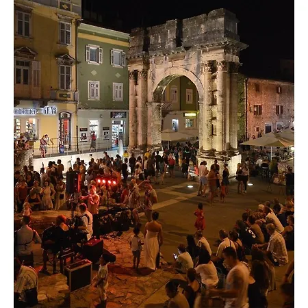 Arena Διαμέρισμα